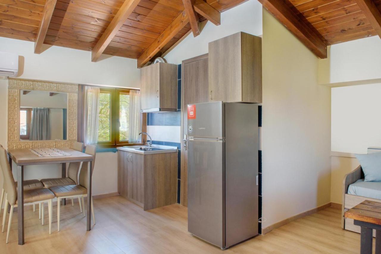 3D Iliadis Suites Ierissos Exterior foto